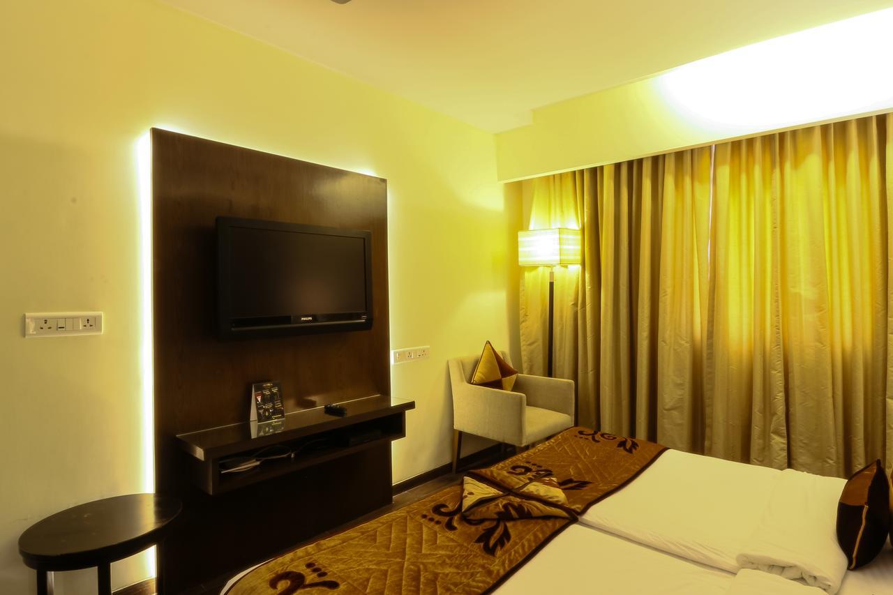 Hotel Salida Del Sol Panaji Exterior foto